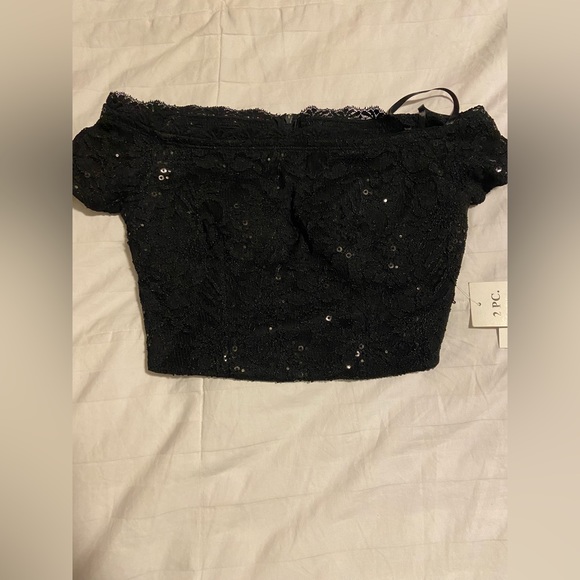 B.Dhrlin two piece , size 0 - Picture 3 of 7